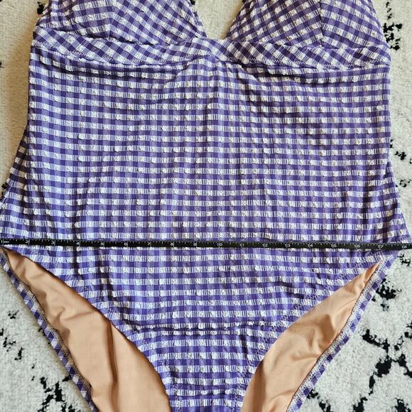 J.Crew Plunge One Piece Gingham Swimsuit Size 18 Purple & White Seersucker - Picture 14 of 14